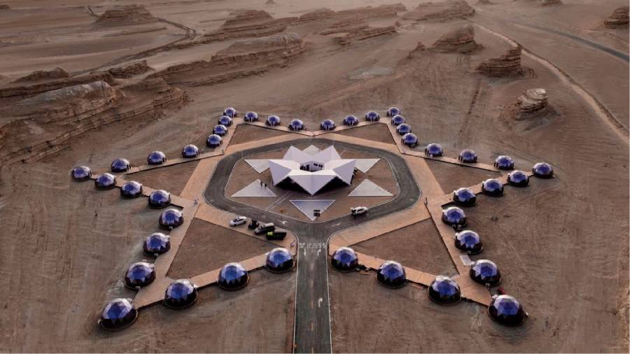 火星移民预演场——模拟外星环境的极端生存训练米脂县户外野奢帐篷实验项目